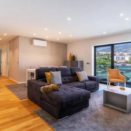 Renala II - Apart, With Pool, By Pausa H. Rentals